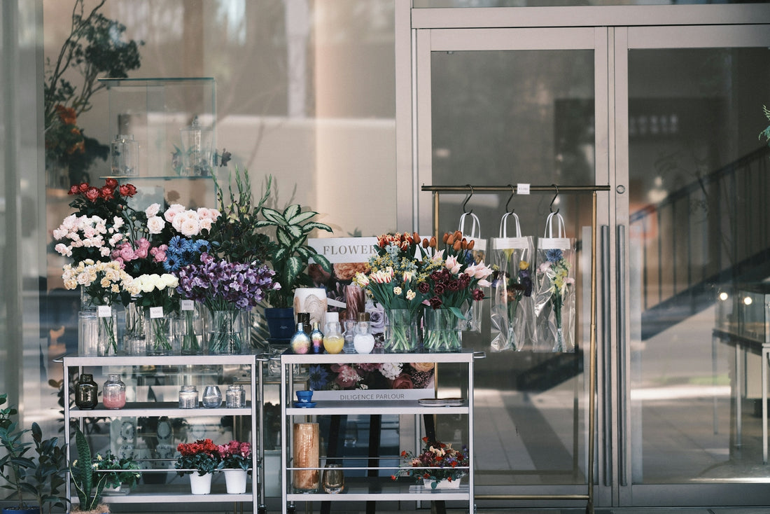 a bunch of flowers that are sitting on a table